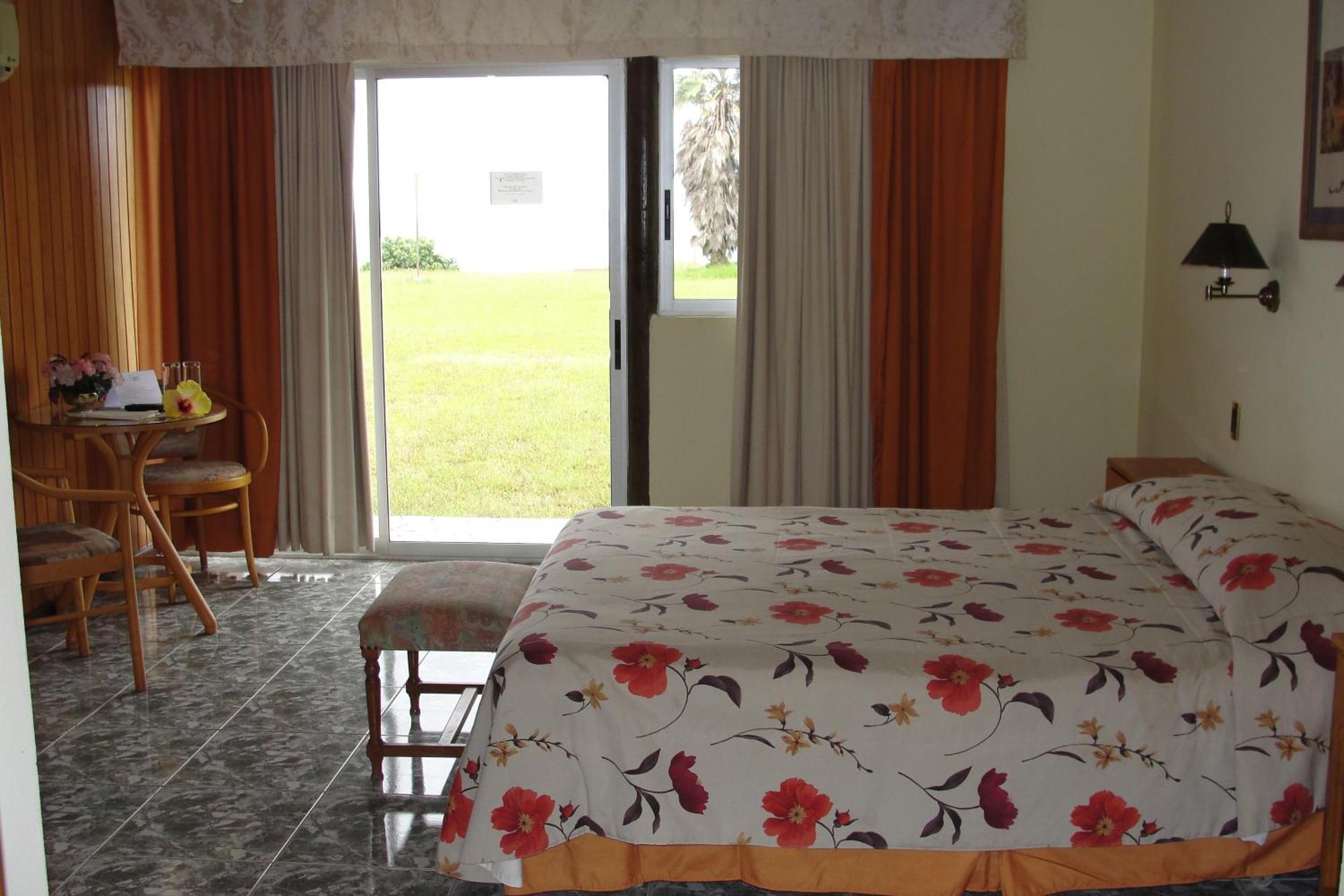 Iorana Isla De Pascua Hotel Hanga Roa Quarto foto